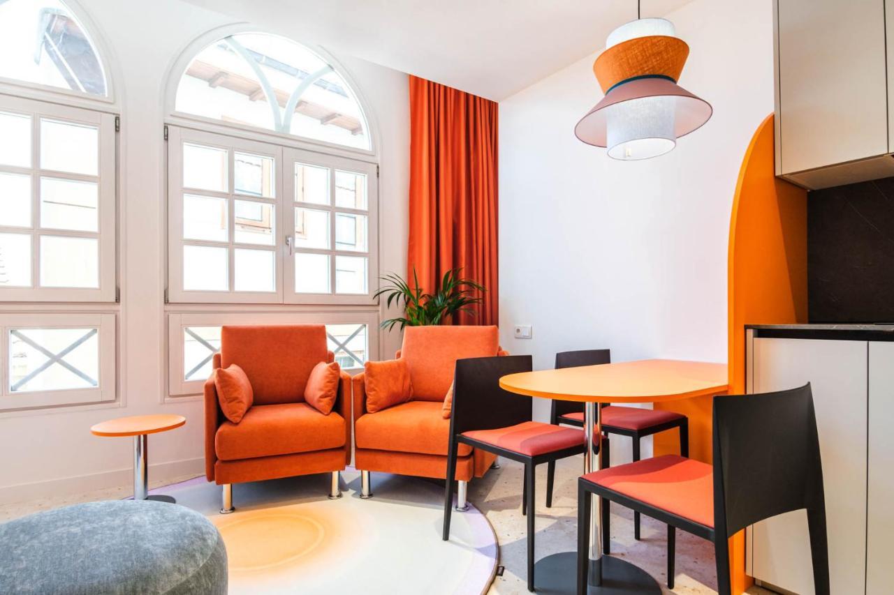 Apartamentos El Reloj Luanco Esterno foto